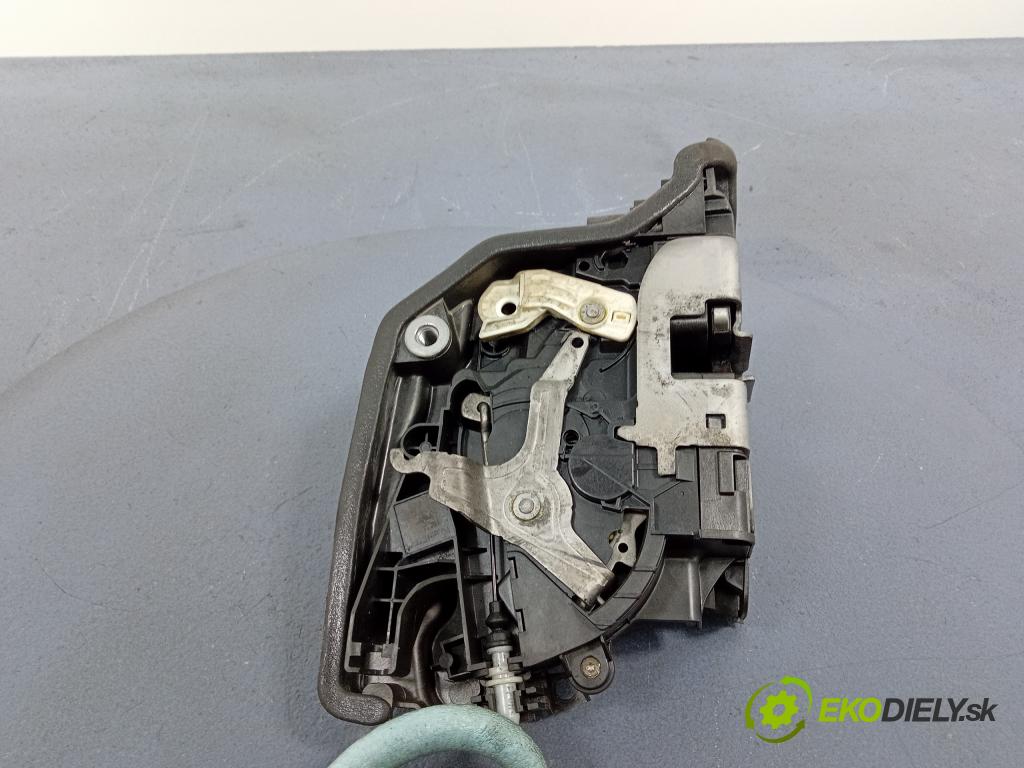 Bmw X5 2018 zámek dveře před v pravo: 7473146