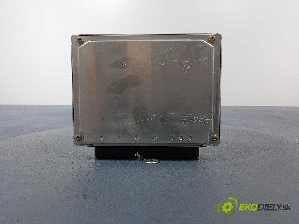 Audi A6 2002 riadiaca jednotka Motor: 0261207501