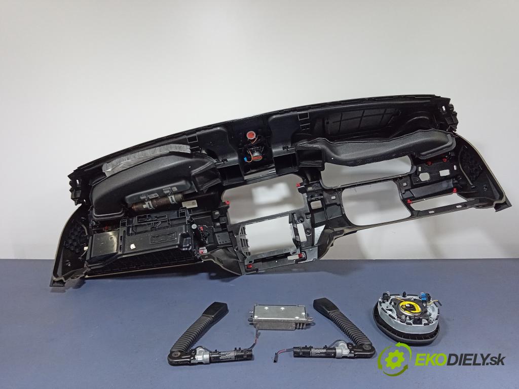 Bmw Seria 5 2010 kokpit,pristrojová doska Distribúcia: 01