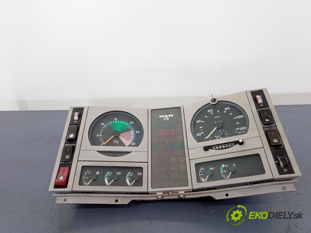 Oaf 18 224 mlc 1999 prístrojovka/ budíky 81272026080