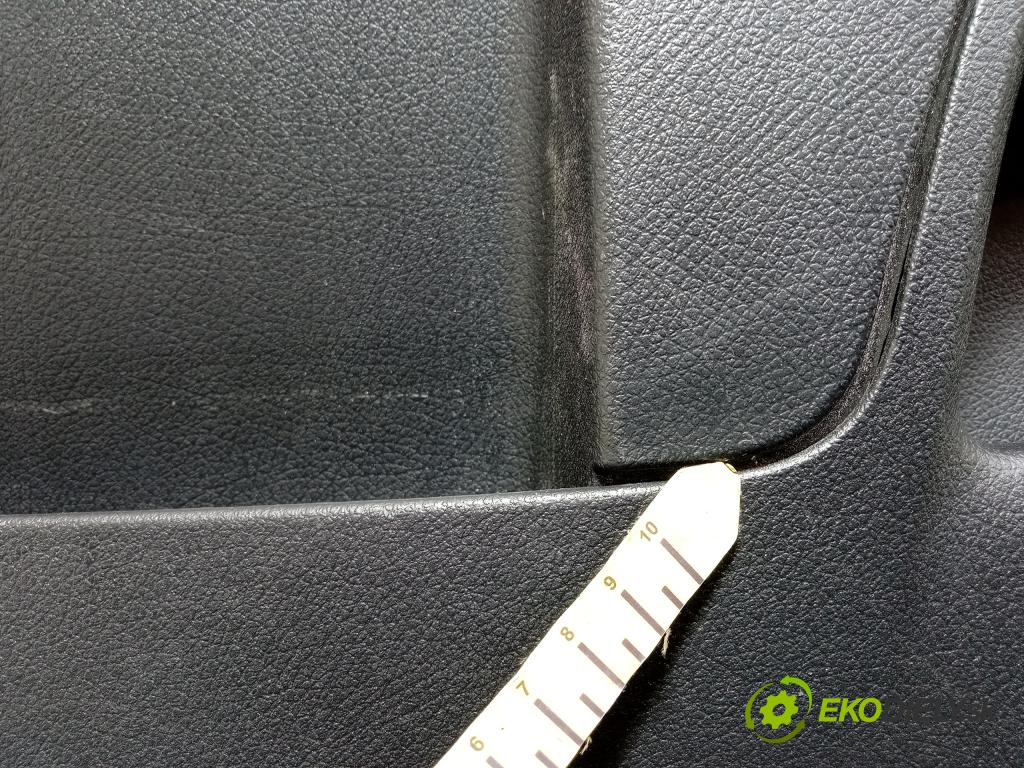 Mercedes Vito 0 kokpit,pristrojová doska Distribúcia: A4476800087
