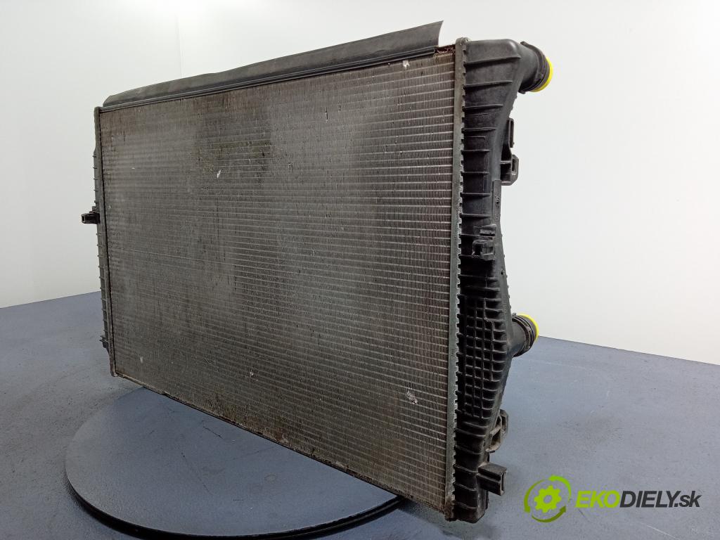 Vw Passat 2021 chladič Voda: 5Q0121251GR