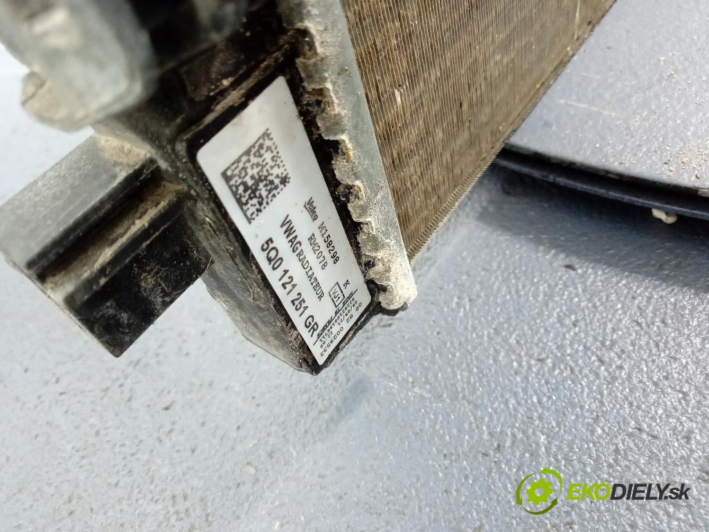 Vw Passat 2021 chladič Voda: 5Q0121251GR