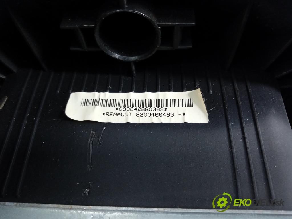 Renault Modus 2004 kokpit,pristrojová doska Distribúcia: 8200466483
