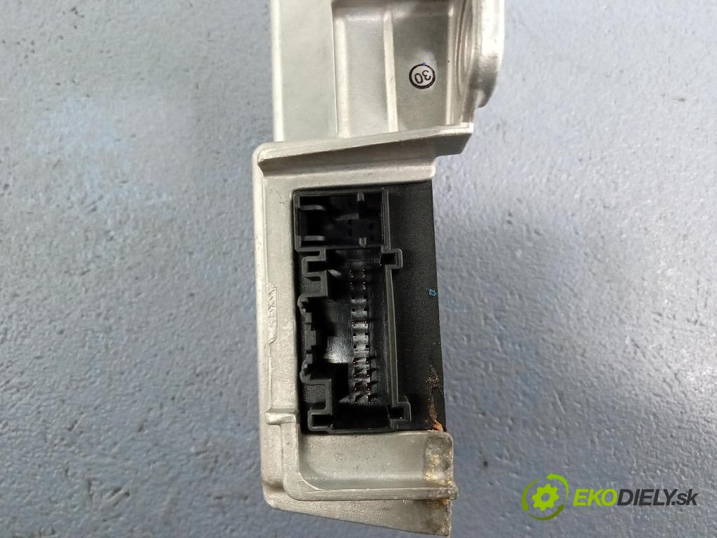 Renault Modus 2004 kokpit,pristrojová doska Distribúcia: 8200466483