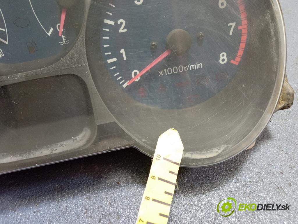 Toyota Rav4 1994 prístrojovka/ budíky 83010-42110