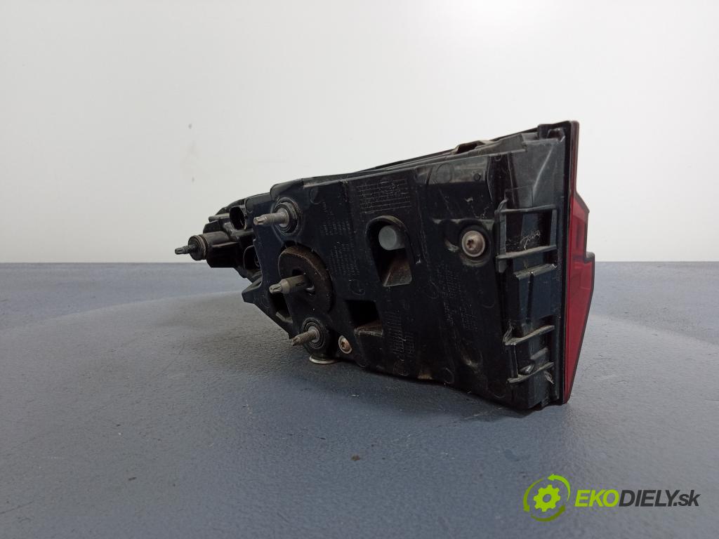 Audi A6 2020 svetlo / reflektor zad ľavá Vnútri: 4K5945093