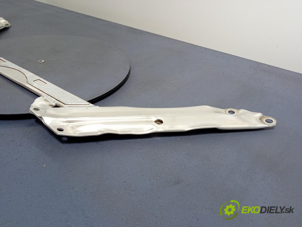 Bmw Seria 7 2021 výztuha Čelní / stěna Přední 7453800