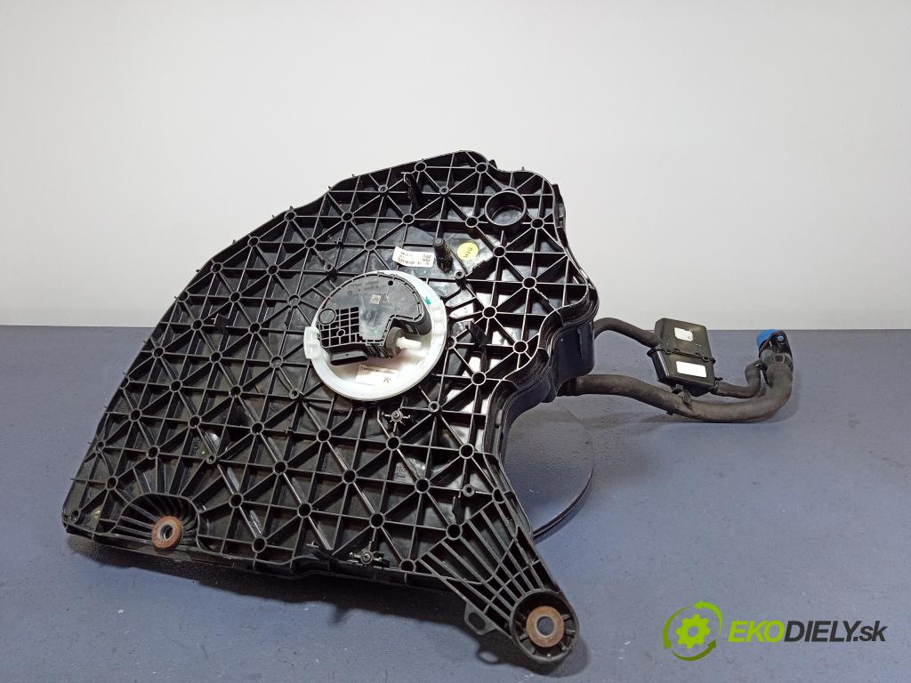 Audi A4 0 Nádrž: AdBlue: 4067425AE