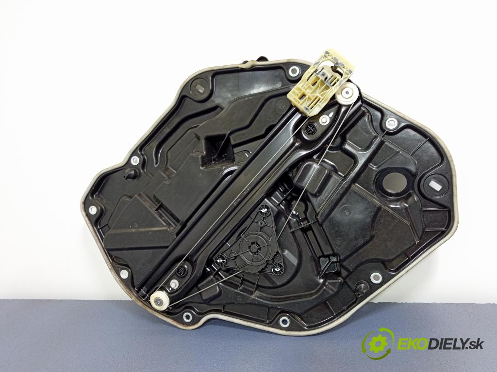Bmw Seria 1 2020 mechanismus stahování Sklenka: Zad: Levý: 1060026