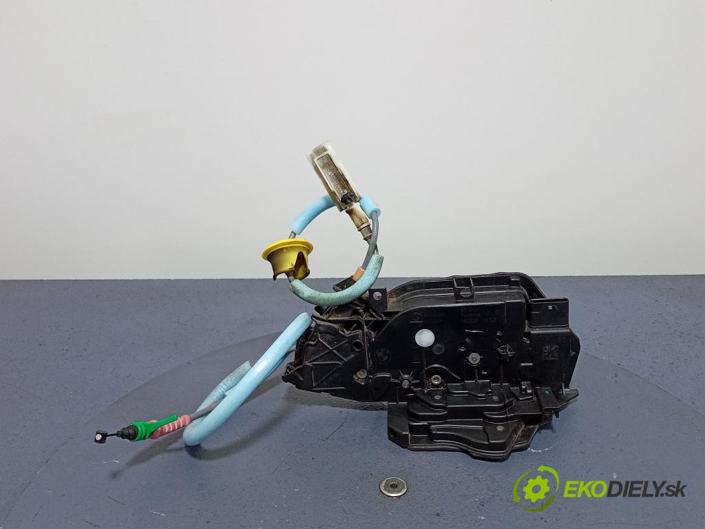 Bmw Seria 1 2020 zámek dveře Zad: Levý: 7445045