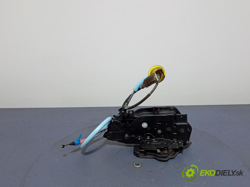 Bmw Seria 1 2020 zámek dveře před Levý: 7445041