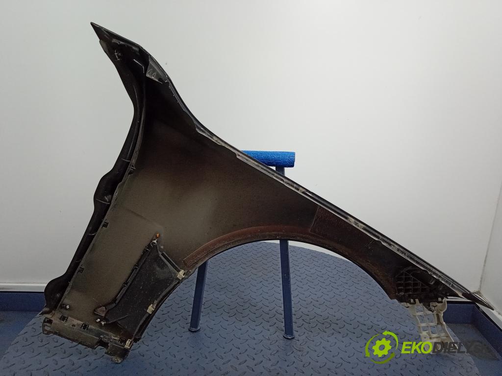 Bmw Seria 7 2021 blatnik před Levý: 01