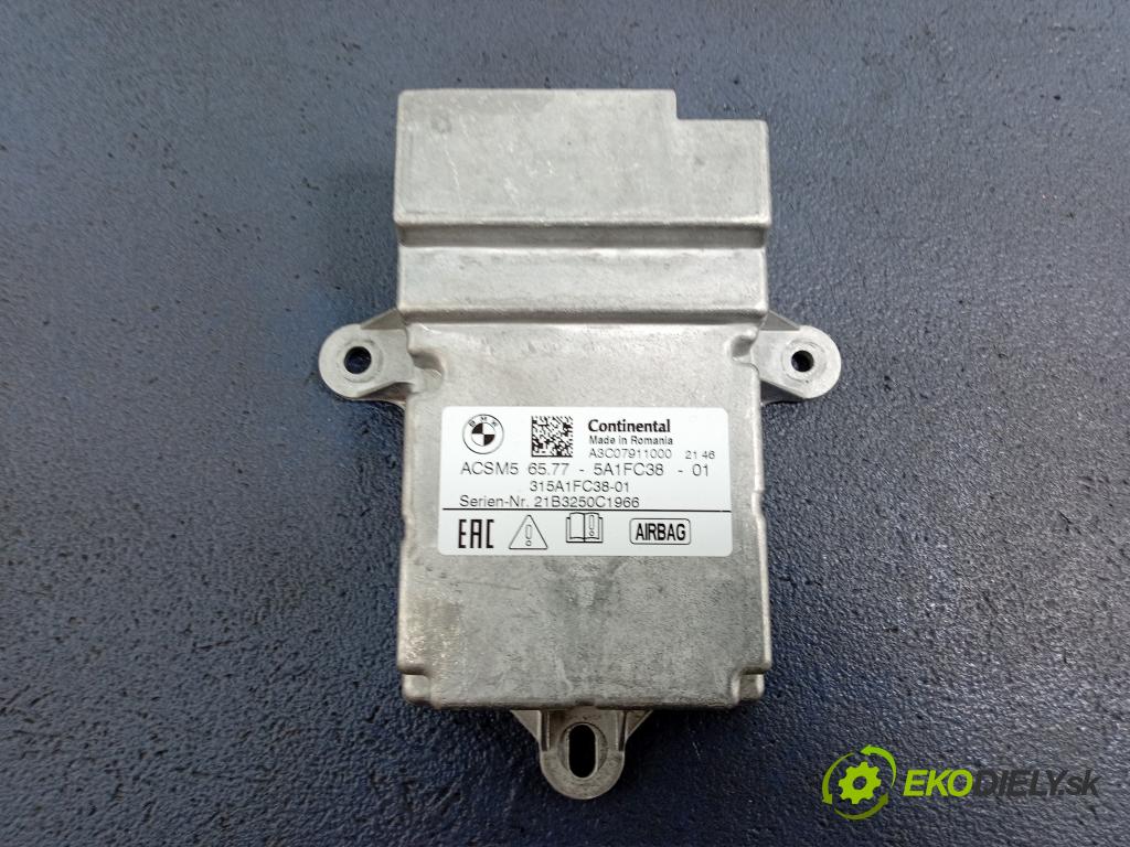 Bmw Seria 7 2021 kokpit,pristrojová doska Distribúcia: 9320448