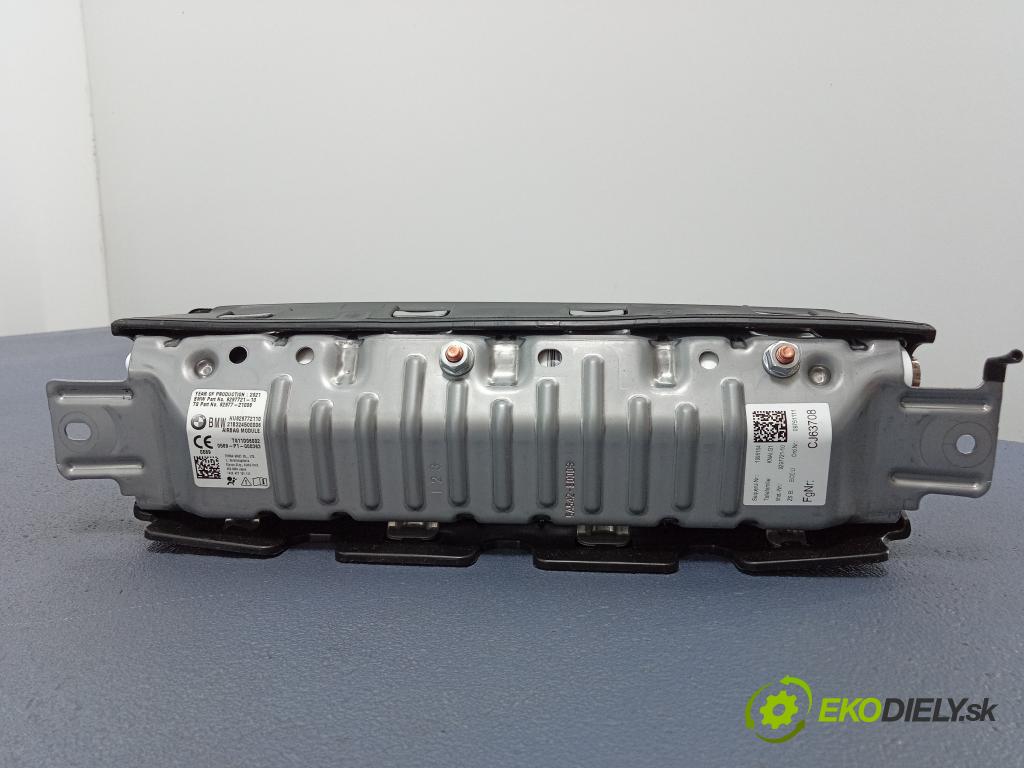 Bmw Seria 7 2021 kokpit,pristrojová doska Distribúcia: 9320448