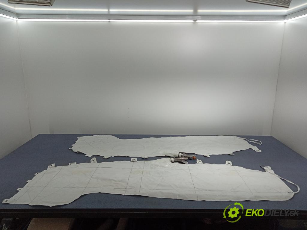 Bmw Seria 7 2021 kokpit,pristrojová doska Distribúcia: 9320448