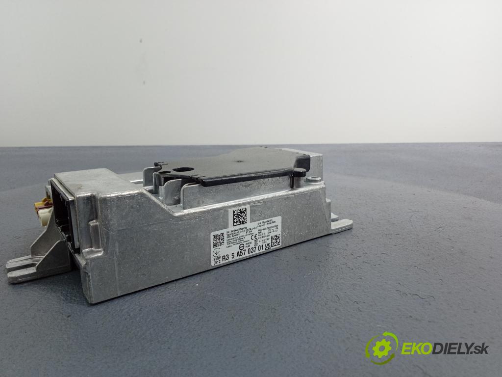 Bmw Seria 7 2021 Zesilovač: Rádio: Navigacia: 5A57037