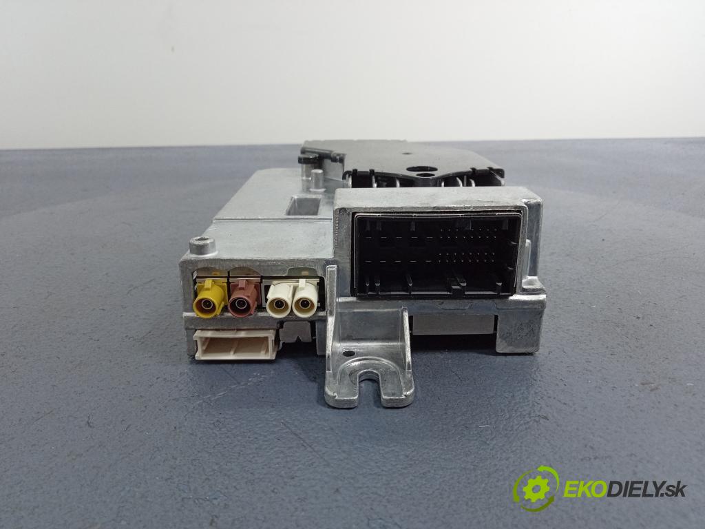 Bmw Seria 7 2021 Zesilovač: Rádio: Navigacia: 5A57037