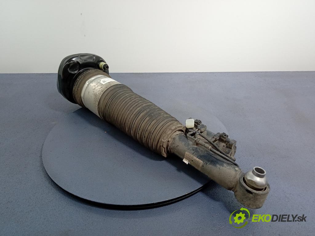 Bmw Seria 7 2021 tlmič zad Vľavo.: 7915953