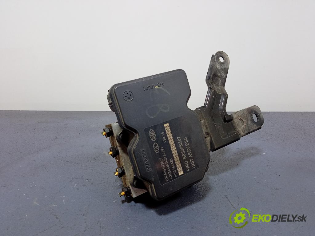 Hyundai I40 2014 čerpadlo ABS x 58920-3Z570