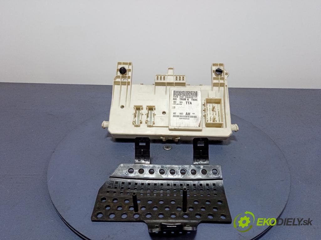 Ford Focus 2007 skříňka Pojistky 4M5T14A073AH