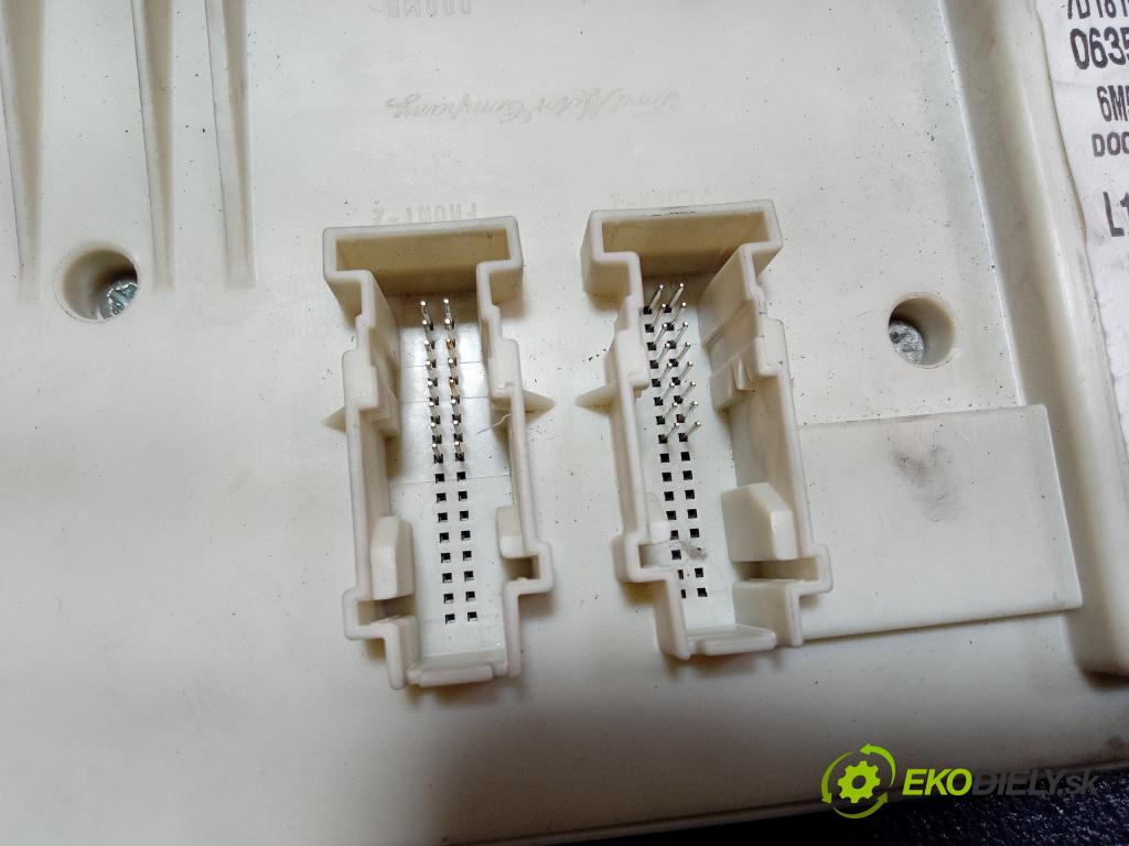 Ford Focus 2007 skříňka Pojistky 4M5T14A073AH