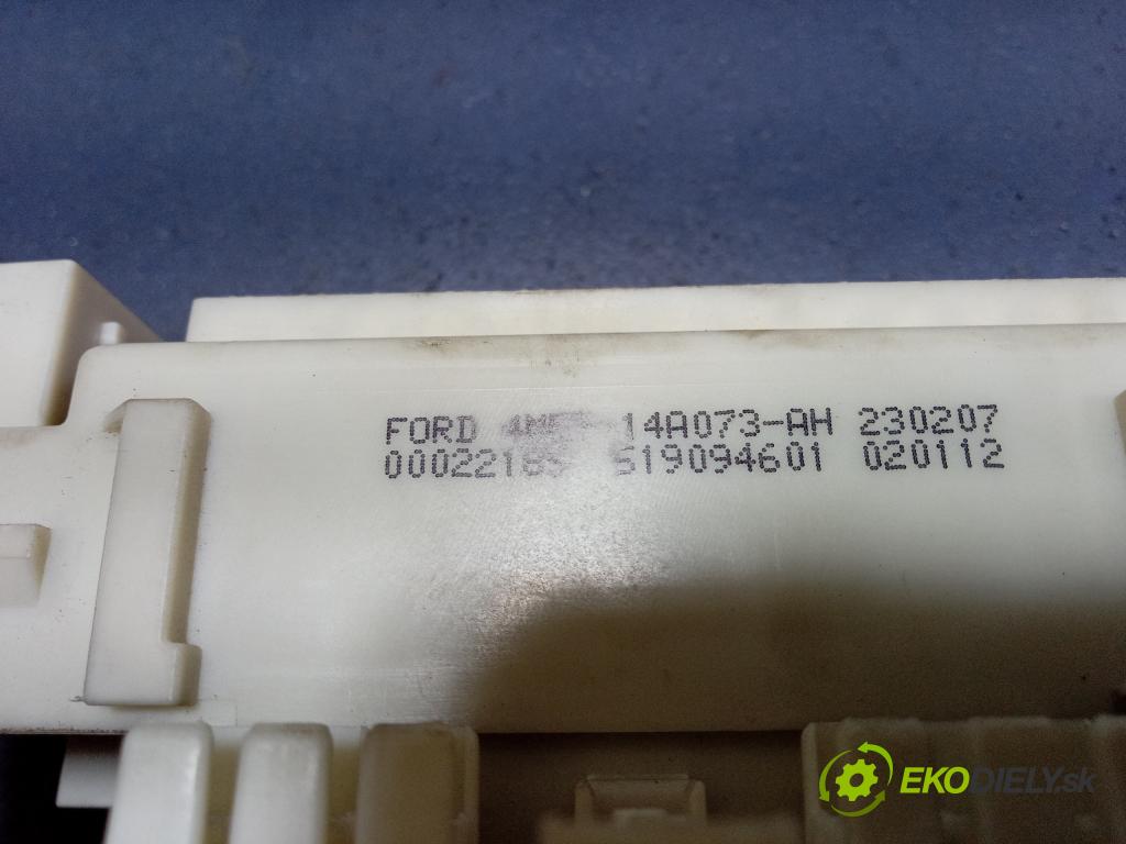 Ford Focus 2007 skříňka Pojistky 4M5T14A073AH