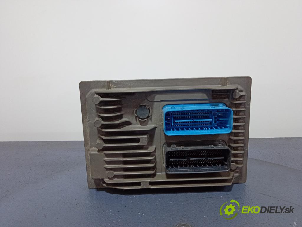 Opel Insignia 2020 riadiaca jednotka Motor: 466833464