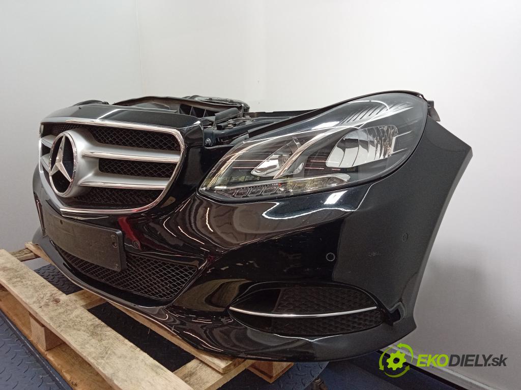 Mercedes E-klasa 2013 výztuha Čelní / stěna Přední 212620022