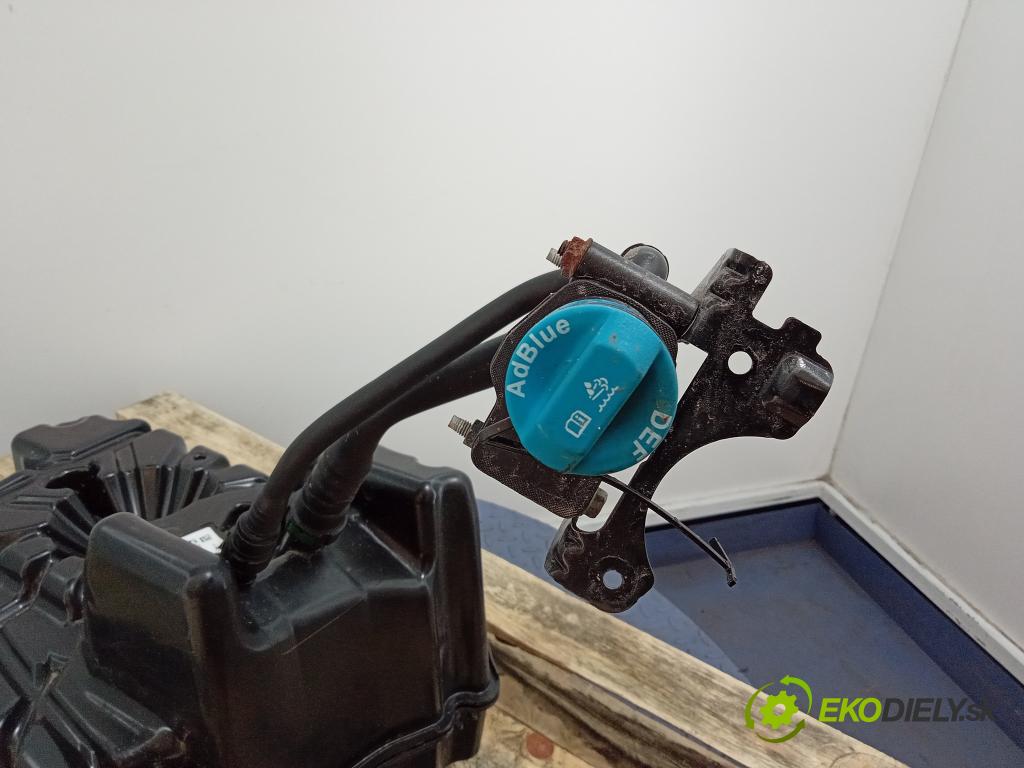 Opel Insignia 2020 Nádrž: AdBlue 84692870