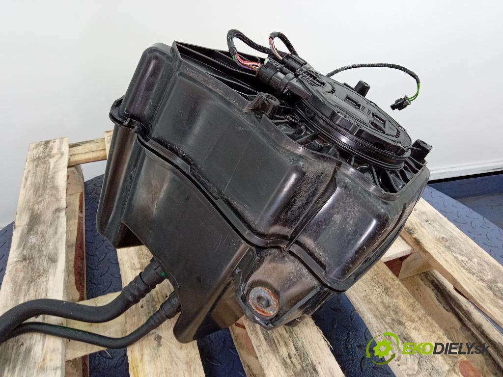 Opel Insignia 2020 Nádrž: AdBlue 84692870