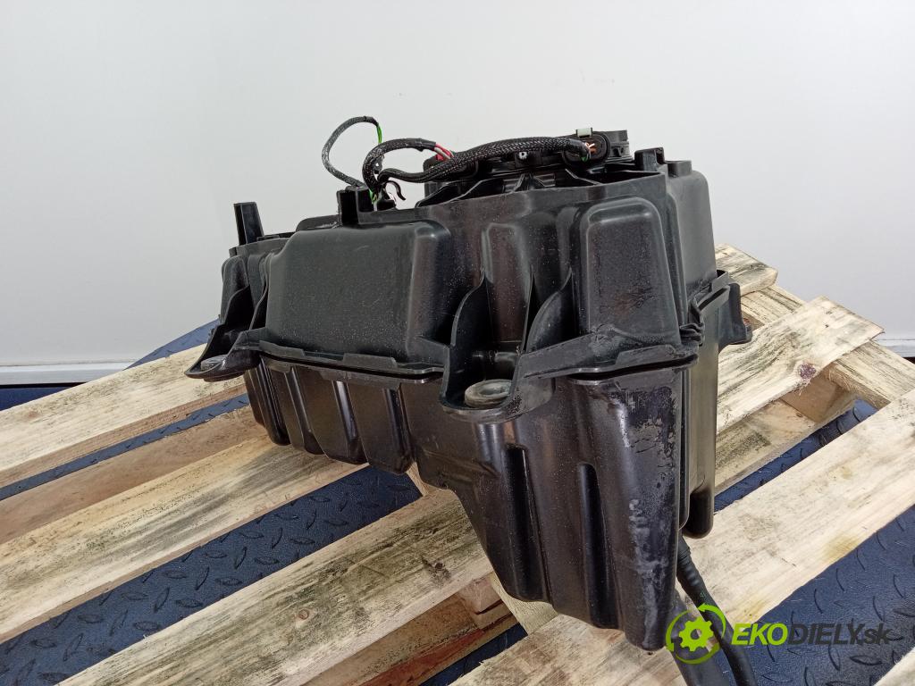 Opel Insignia 2020 Nádrž: AdBlue 84692870