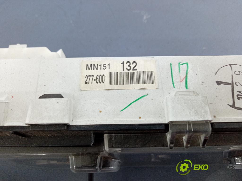 Mitsubishi Outlander 2004 prístrojovka/ budíky MN151132