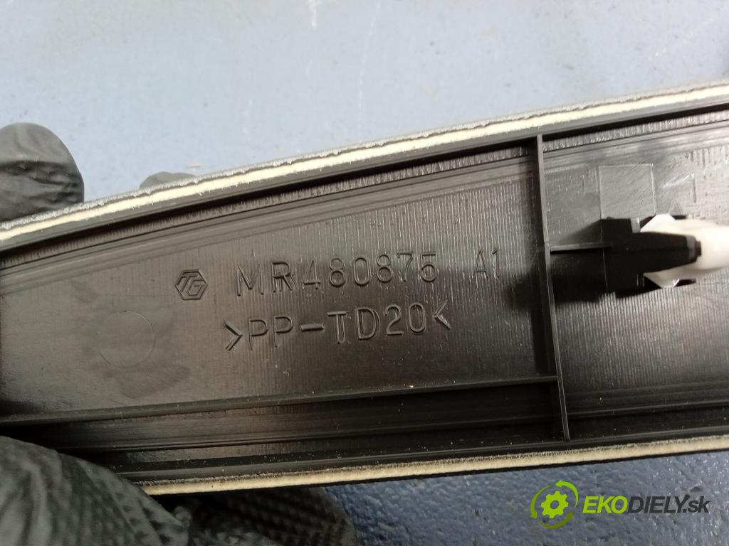 Mitsubishi Outlander 2004 lišta Dekoratívní: Uvnitř MR480875