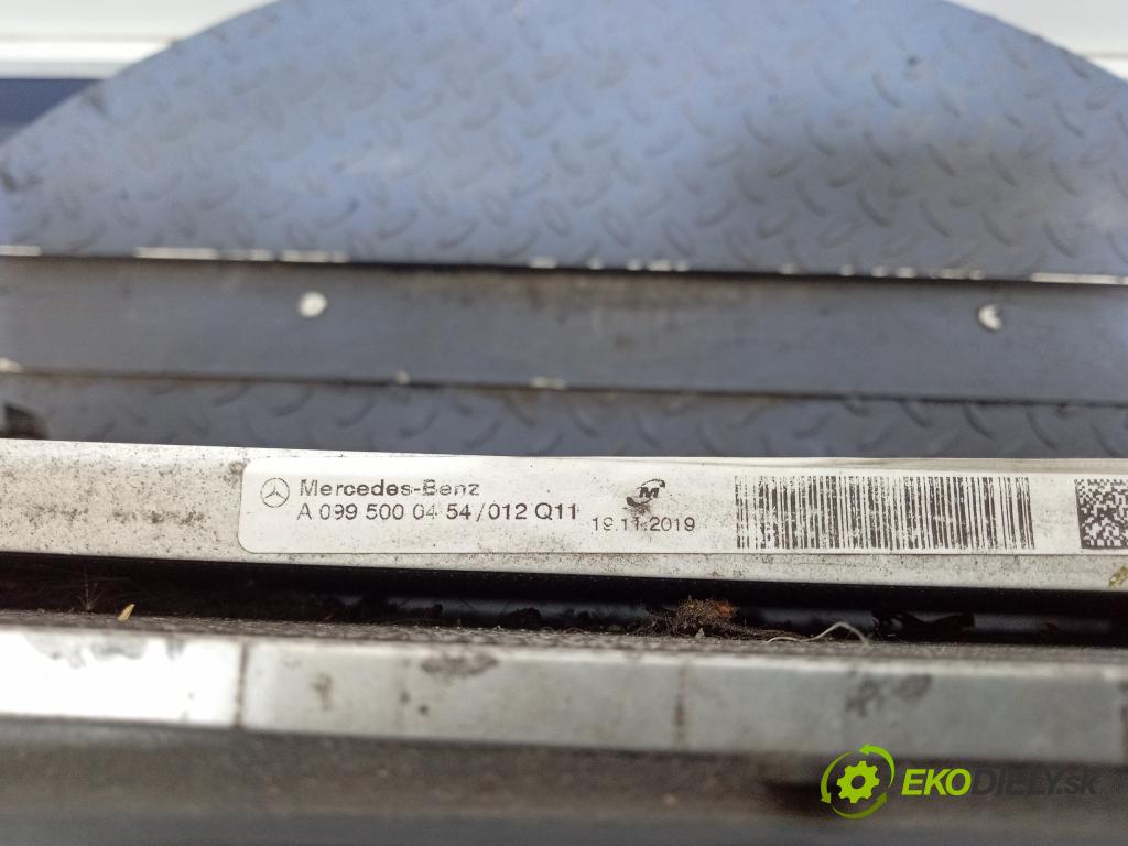 Mercedes CLS-Klasa 2020 chladič Voda: A0995003500