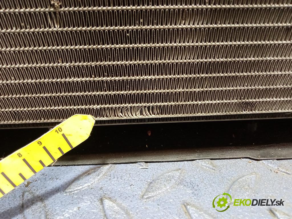 Mercedes CLS-Klasa 2020 chladič Voda: A0995003500