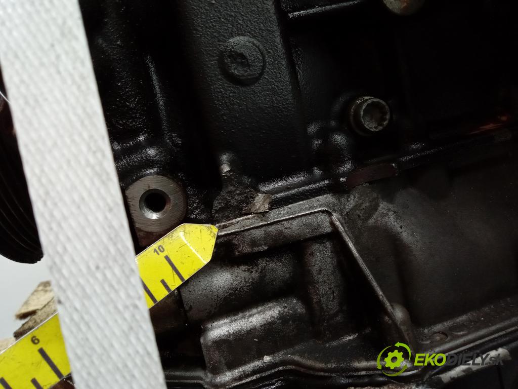 Audi A4 2011 motor Benzín 