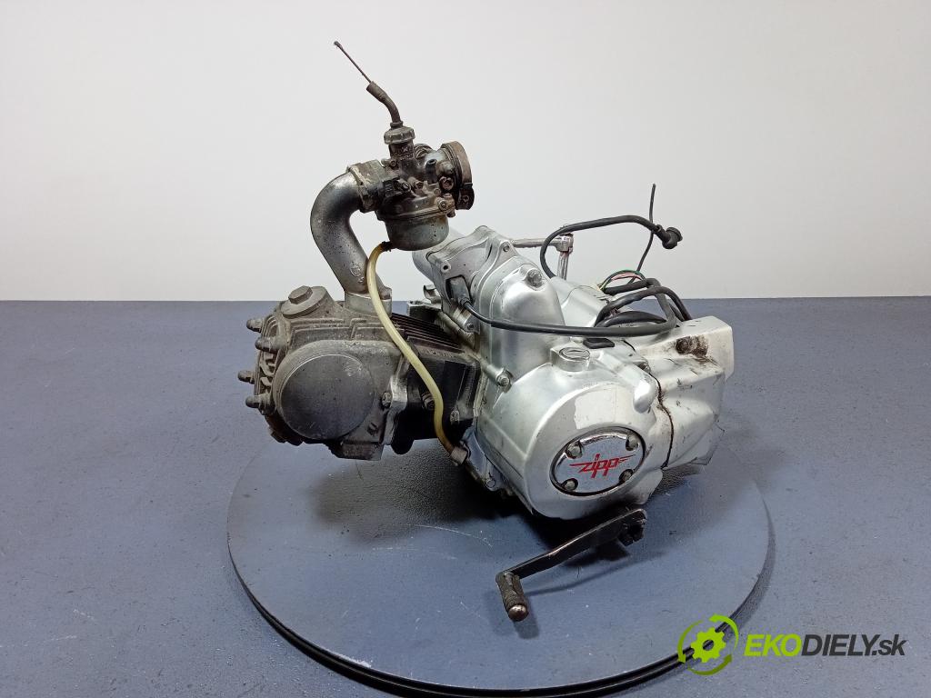 Romet motors Blu city 2014 motor Benzín 01