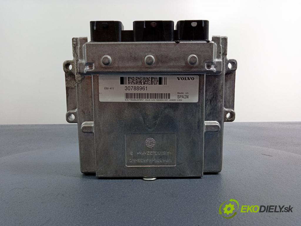 Volvo S40/V40 2009 riadiaca jednotka Motor: 30788961