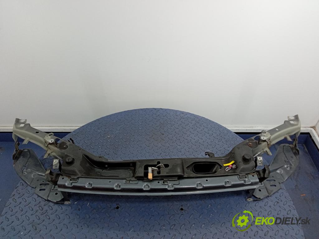 Volvo S40/V40 2009 výztuha Čelní / stěna Přední 01