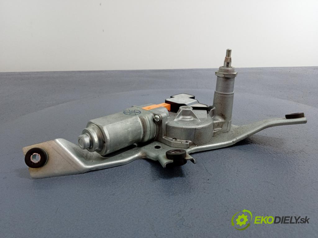 Honda Civic 2013 motor: Stierače: zad 01
