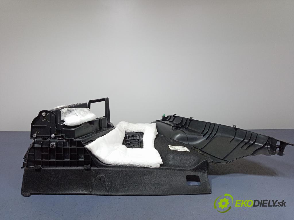 Honda Hr-v 2017 Tapacír: kufr 84601-T8M