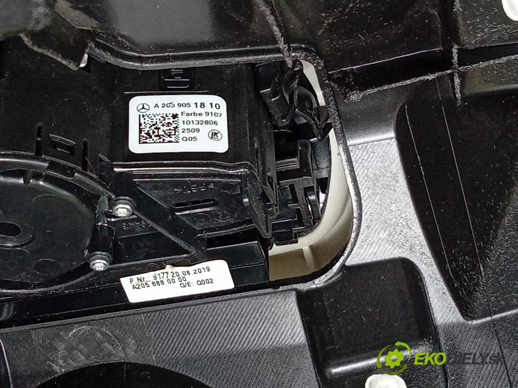 Mercedes GLC-Klasa 2019 kokpit,pristrojová doska Distribúcia: A0008607501