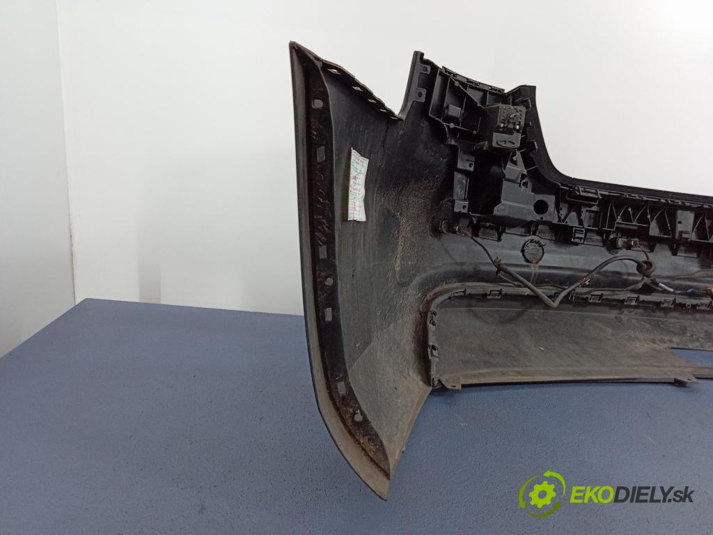 Audi A4 2015 nárazník Zad: AD04048BD