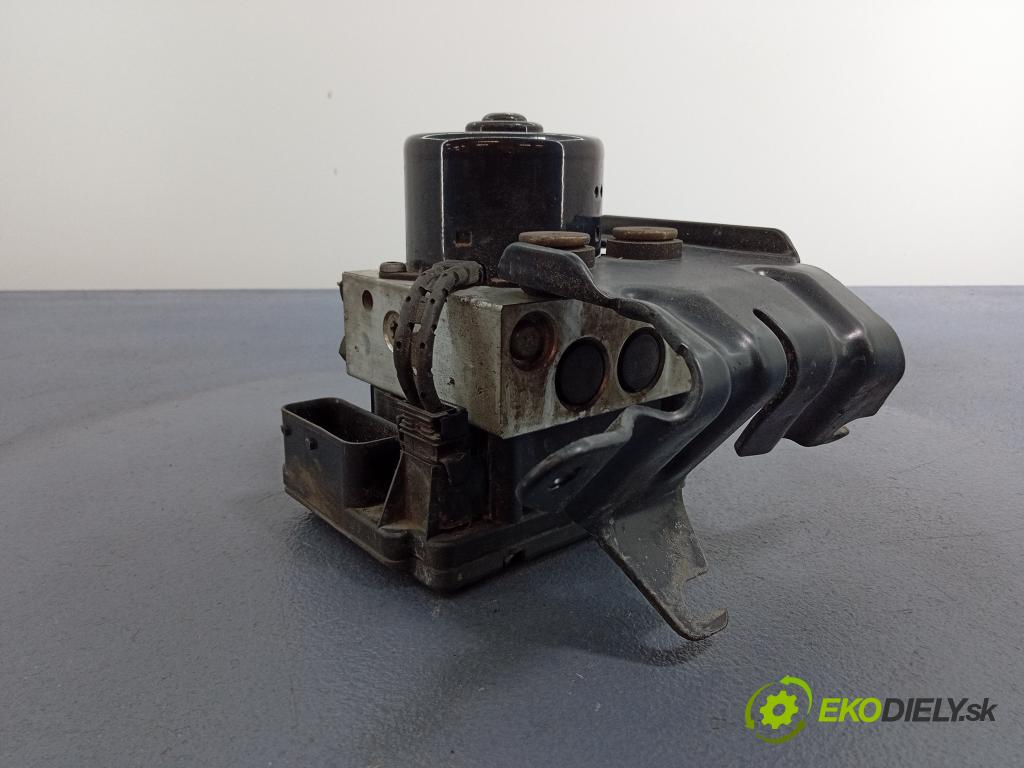 Volvo S70/V70 1998 čerpadlo ABS x 9472095