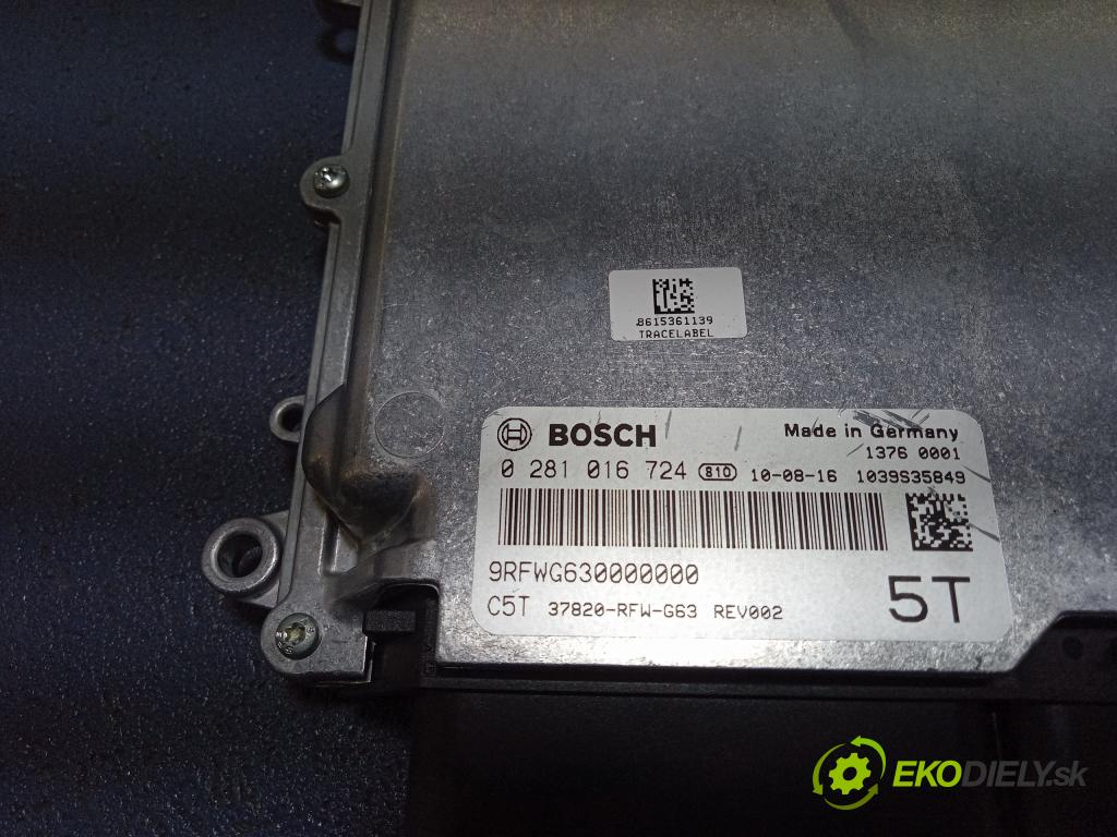 Honda Cr-v 2011 riadiaca jednotka Motor: 0281016724