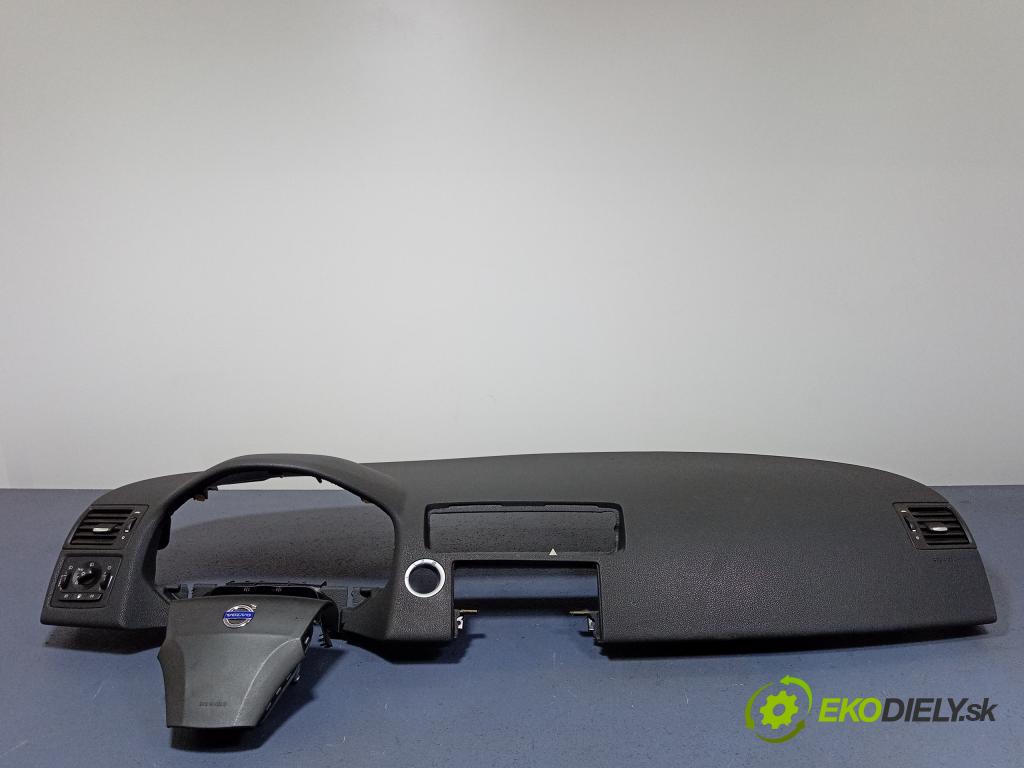 Volvo V50 2007 kokpit,pristrojová doska 8623347