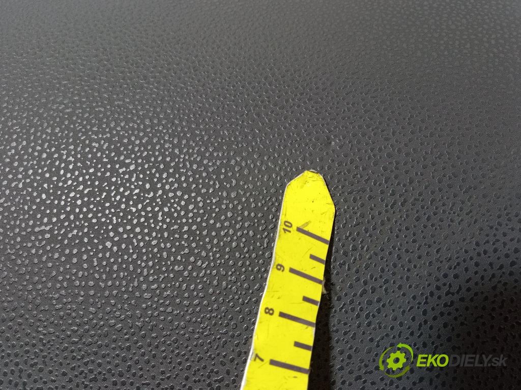 Volvo V50 2007 kokpit,pristrojová doska 8623347