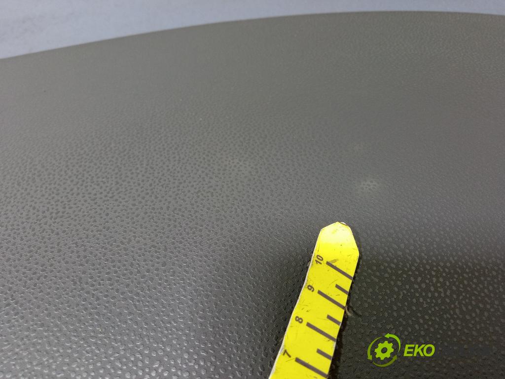 Volvo V50 2007 kokpit,pristrojová doska 8623347