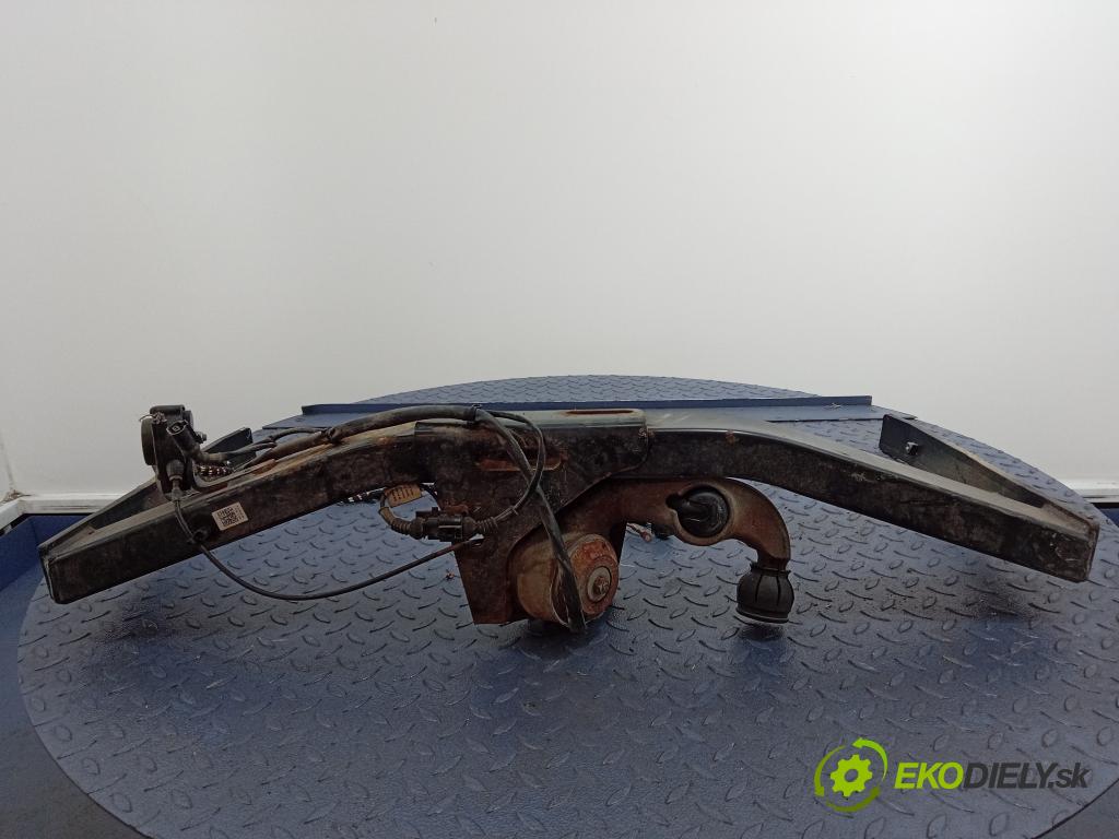 Vw Tiguan 2008 oko Do Přívěsy 5N0803880F